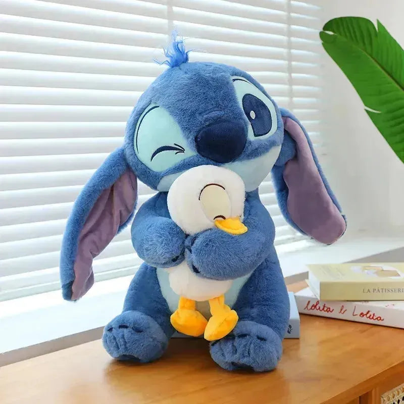 Pelúcia Stitch com Patinho 30cm